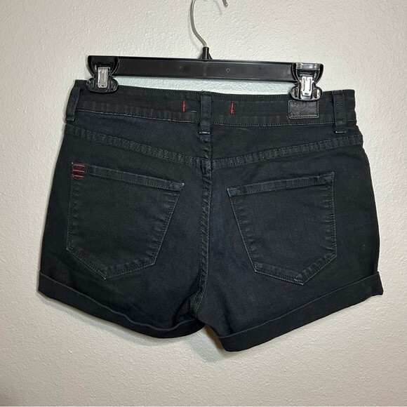 Urban Outfitters BDG Shortie black cuffed short shorts women's size 27 - Picture 2 of 3